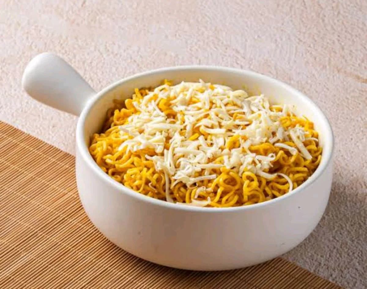 Double Loaded Veg Chilli Cheesy Maggie